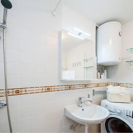 Апартаменты 2 Bedroomnice In Сплит